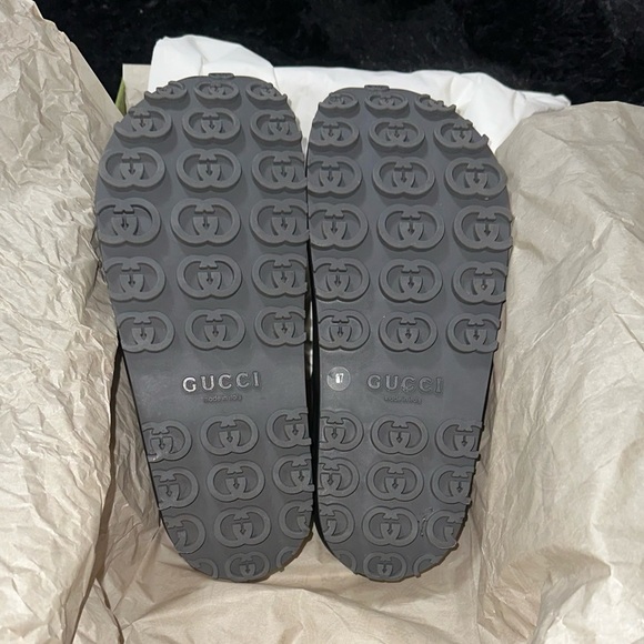 Gucci Interlocking G Logo Black Platform Slides - Picture 6 of 9